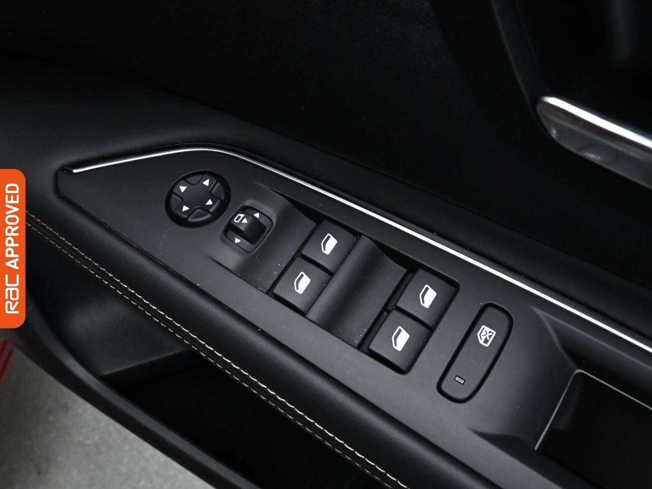 Used Peugeot 3008 2018 for sale - 77879149: Photo 27