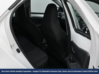 Used Toyota Aygo X 2023 for sale - 77076771: Photo