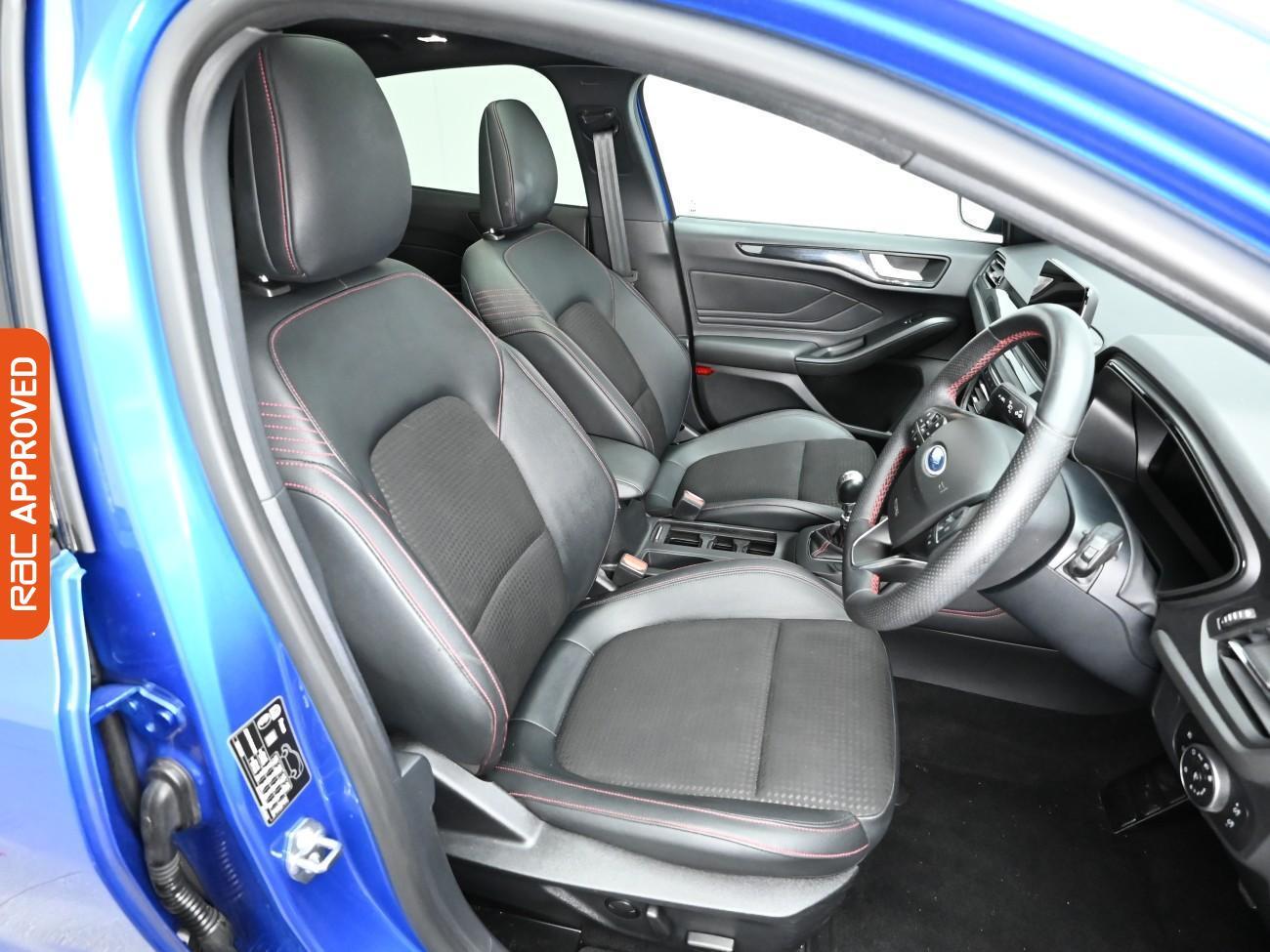 Used Ford Focus 2021 for sale - 76723865: Photo 12