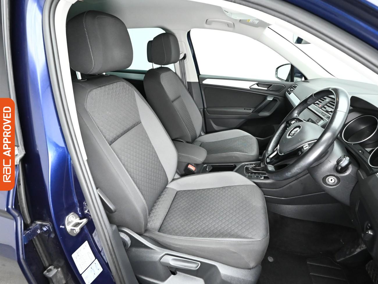 Used Volkswagen Tiguan 2020 for sale - 76611945: Photo 12