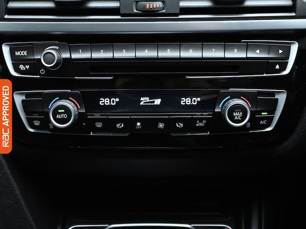 Used BMW 3 Series 2017 for sale - 76232486: Photo 17