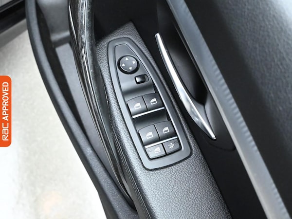 Used BMW 3 Series 2017 for sale - 76232486: Photo 23