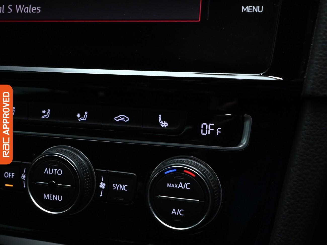 Used Volkswagen Golf 2018 for sale - 76461050: Photo 19