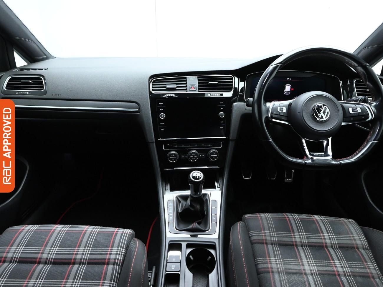 Used Volkswagen Golf 2018 for sale - 76461050: Photo 2