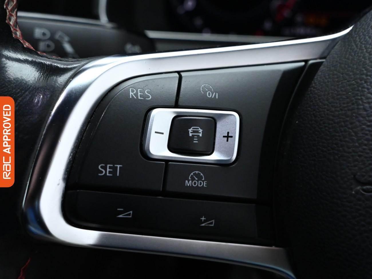 Used Volkswagen Golf 2018 for sale - 76461050: Photo 24