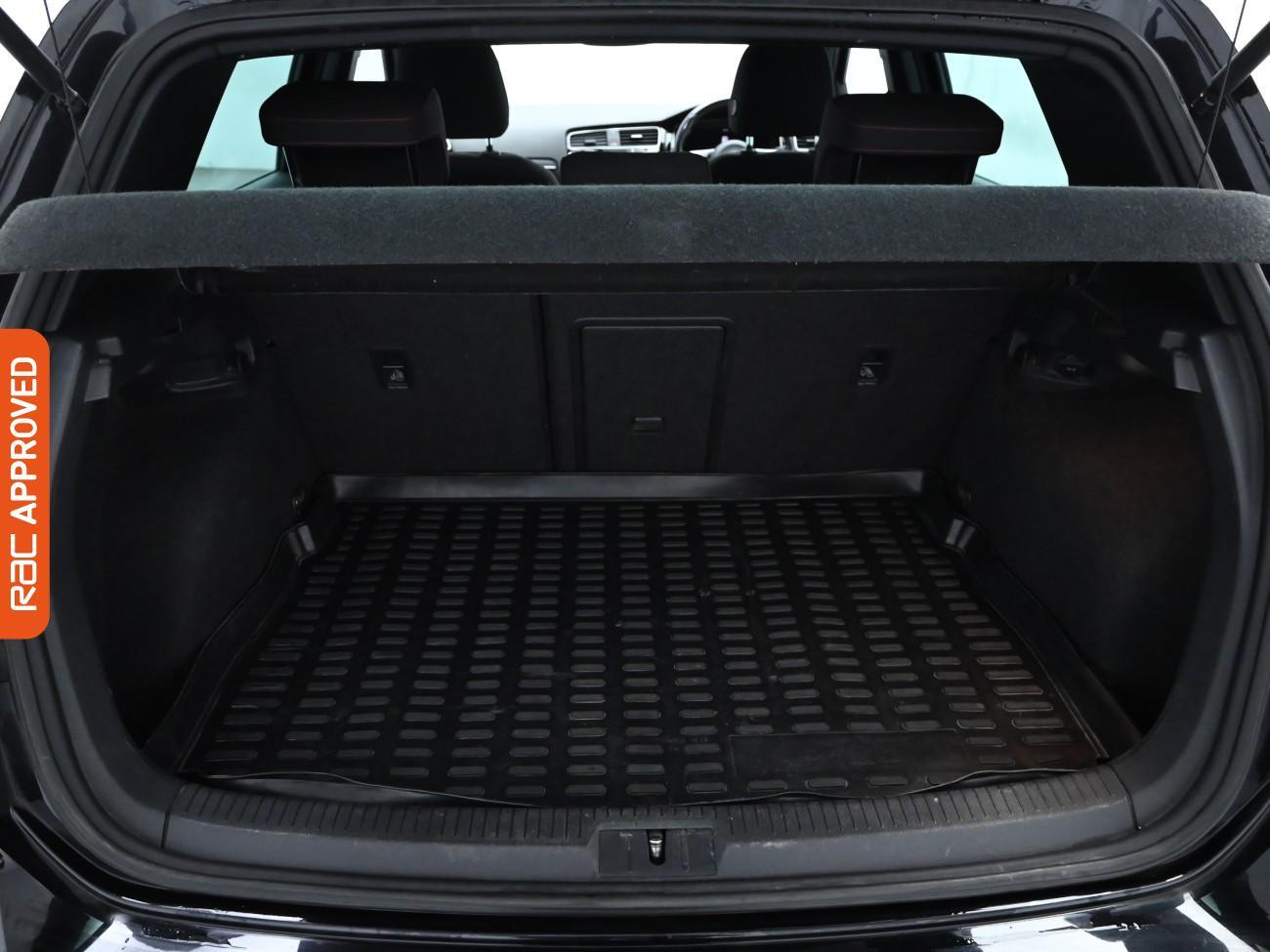 Used Volkswagen Golf 2018 for sale - 76461050: Photo 26