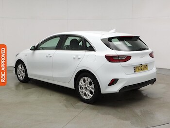 Used Kia Ceed 2022 for sale - 75824251: Photo