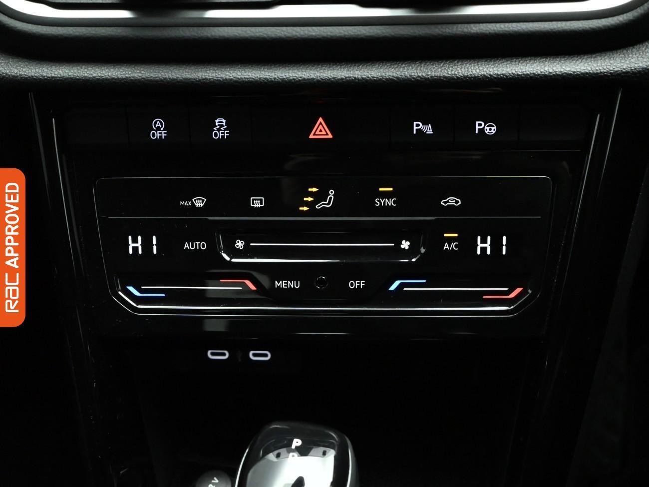 Used Volkswagen T-Roc 2023 for sale - 77968184: Photo 18