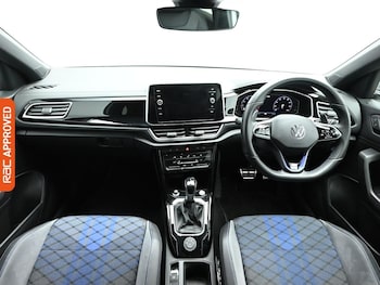 Used Volkswagen T-Roc 2023 for sale - 77968184: Photo