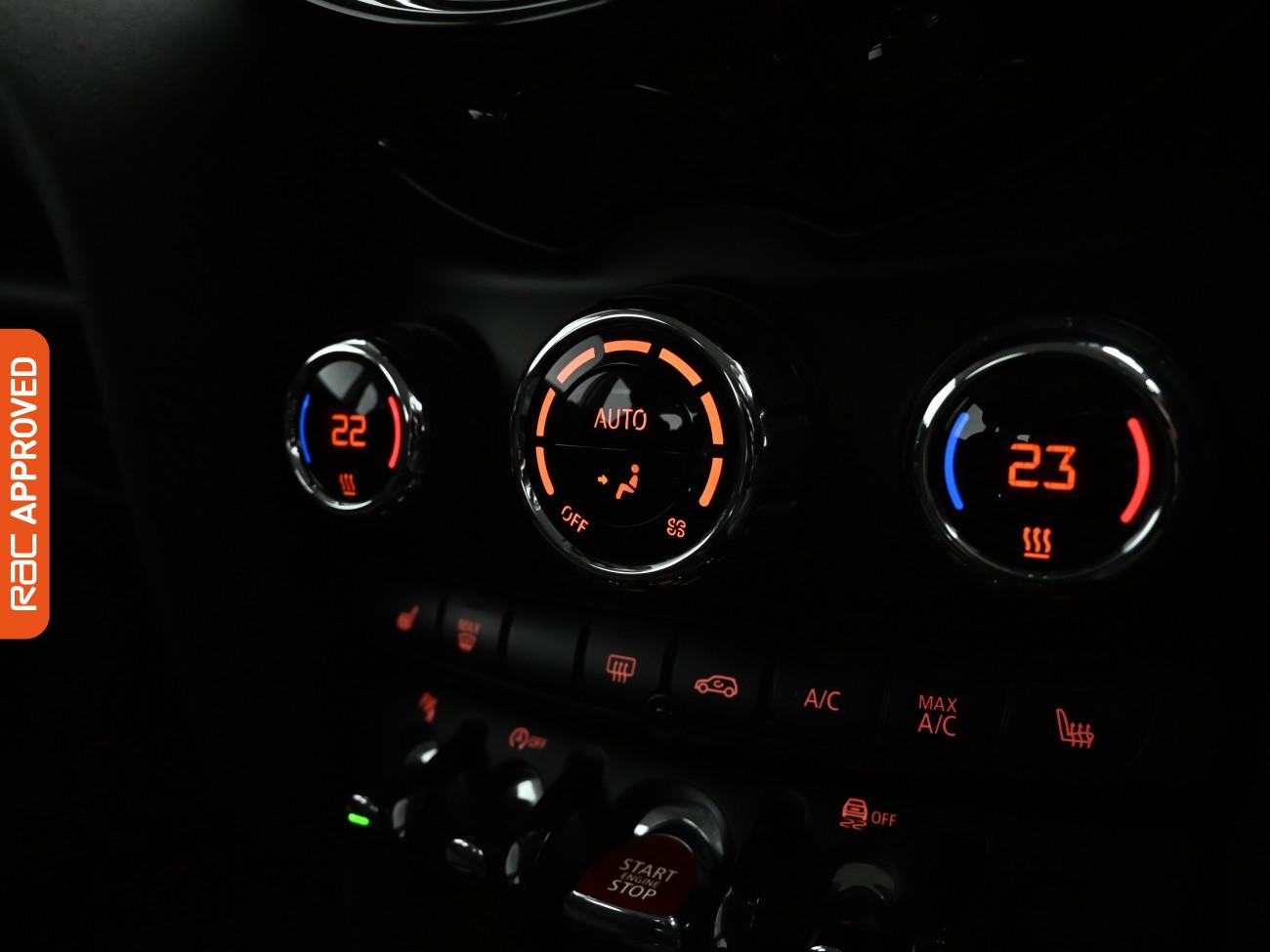 Used MINI Hatch 2019 for sale - 76649366: Photo 17