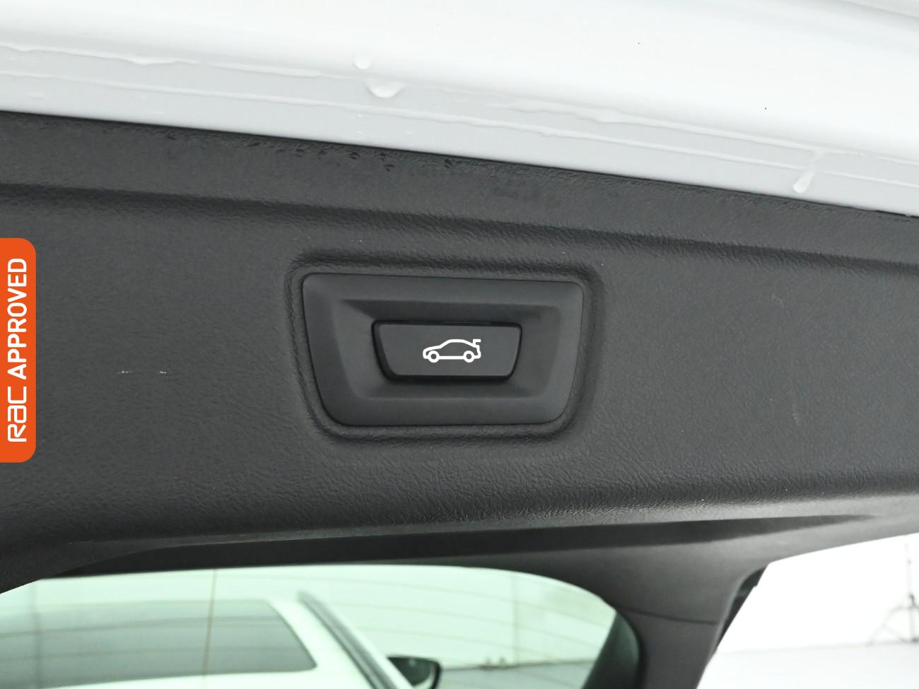 Used BMW 3 Series 2019 for sale - 77249459: Photo 14