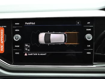 Used Volkswagen Polo 2019 for sale - 77620719: Photo