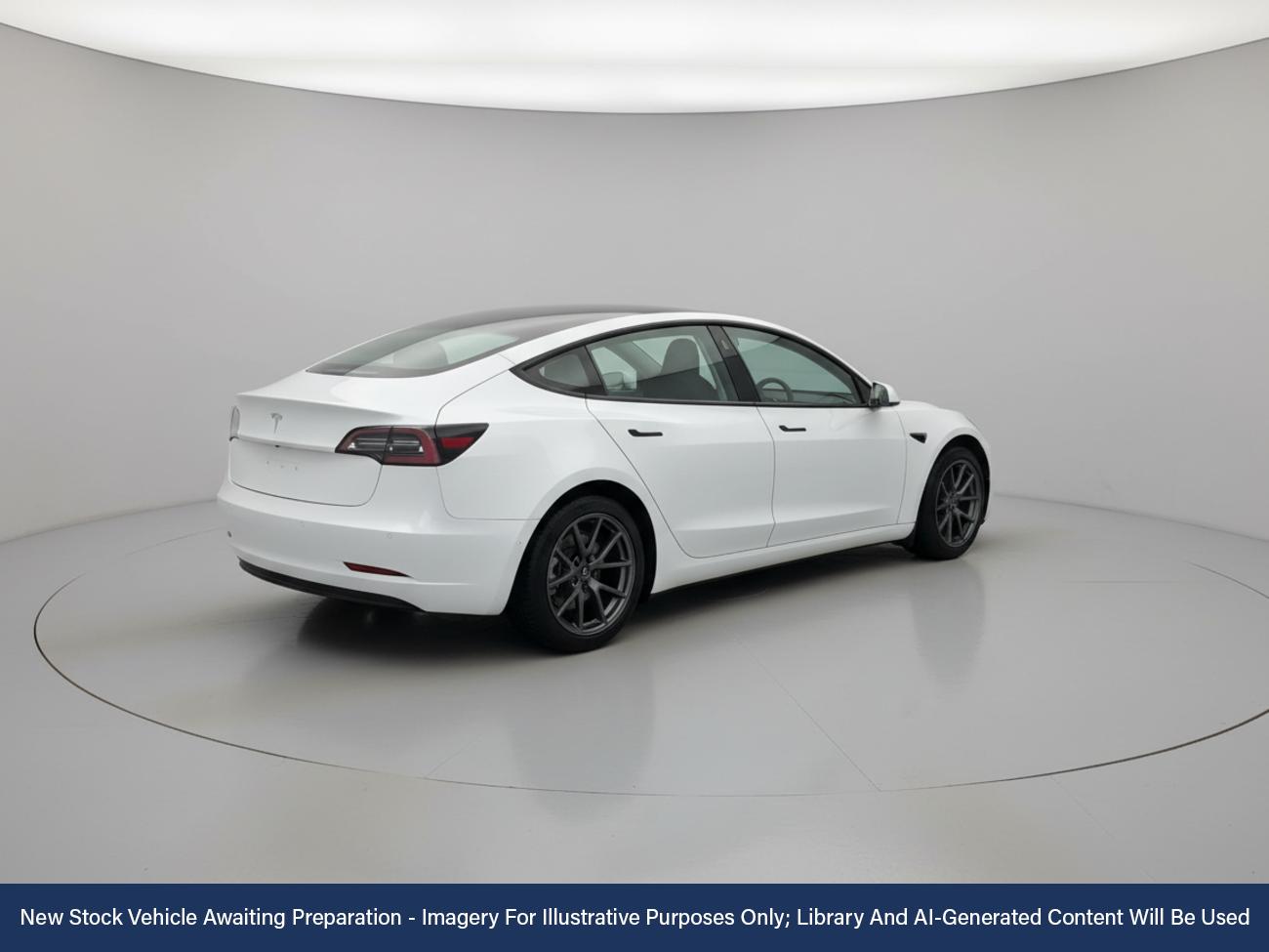 Used Tesla Model 3 2021 for sale - 76782929: Photo 2