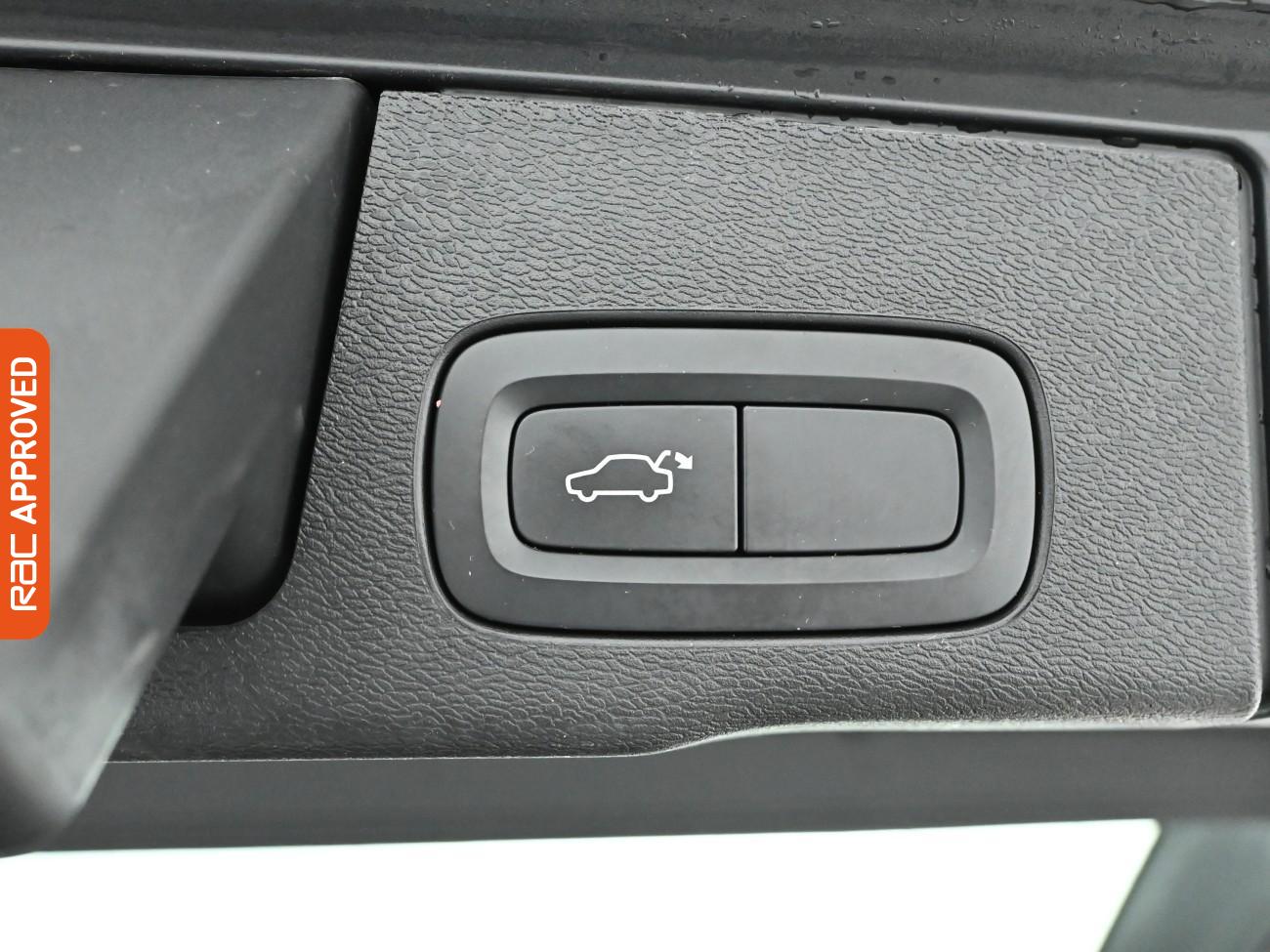 Used Volvo XC60 2022 for sale - 77436019: Photo 25