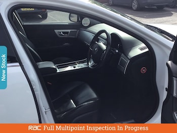 Used Jaguar XF 2015 for sale - 76128500: Photo 3