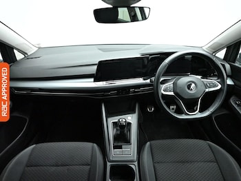 Used Volkswagen Golf 2022 for sale - 77989700: Photo