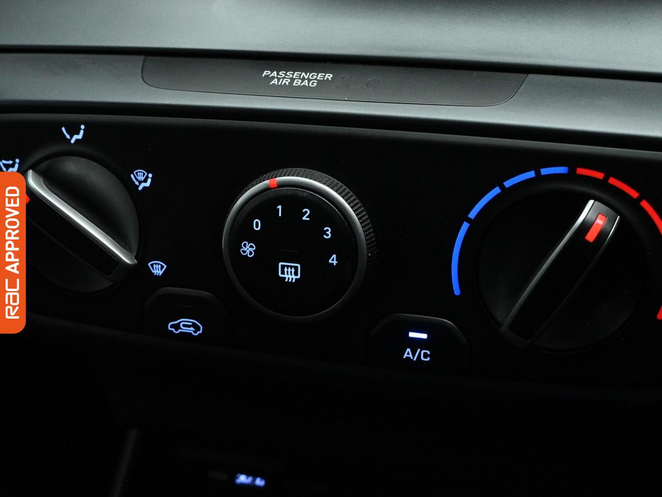 Used Hyundai i20 2021 for sale - 77775809: Photo 16