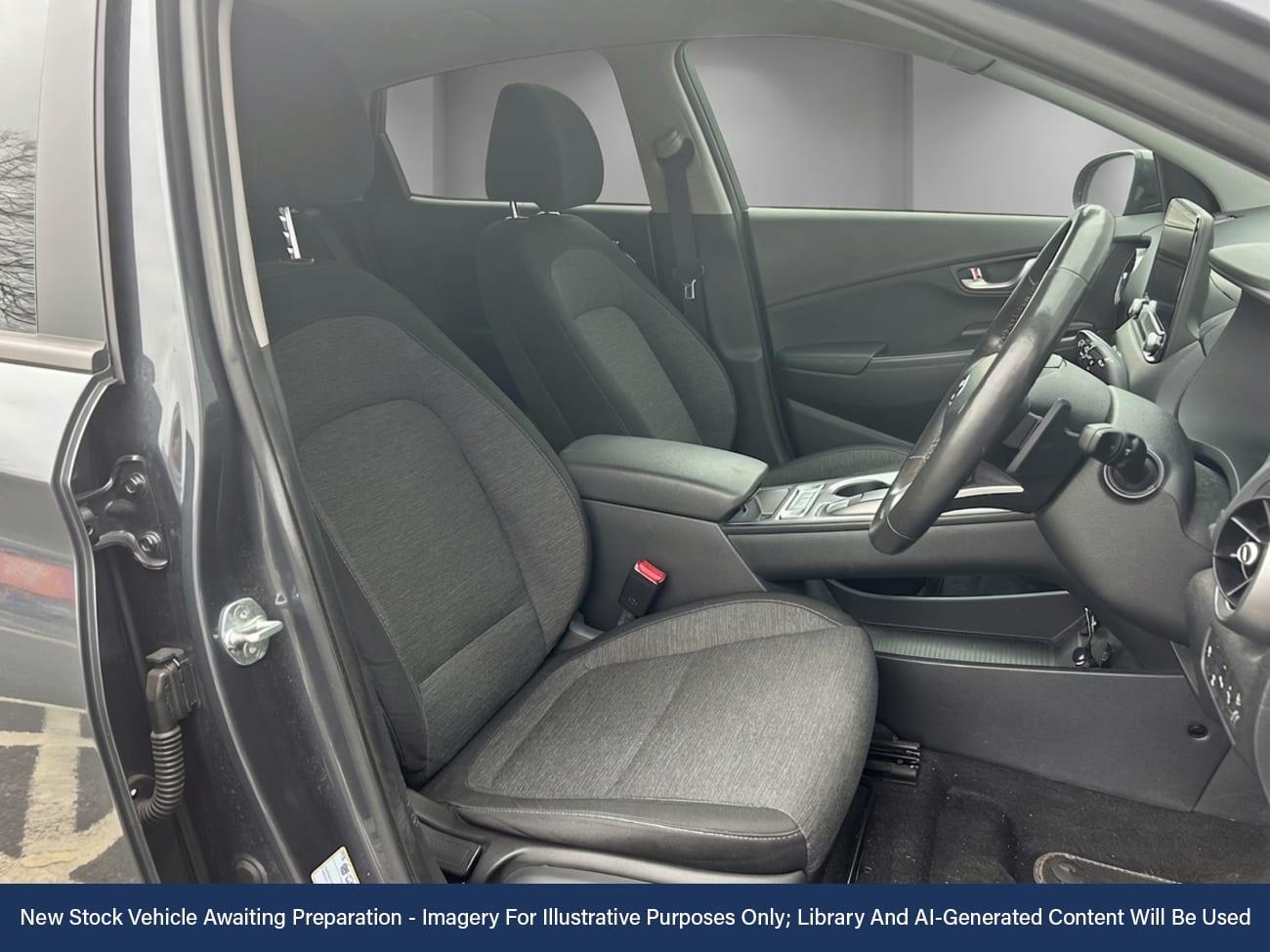 Used Hyundai KONA 2021 for sale - 78163319: Photo 3