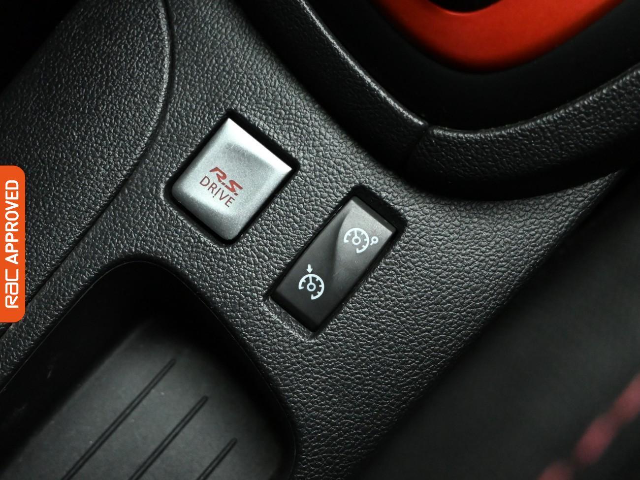 Used Renault Clio 2016 for sale - 76723817: Photo 14