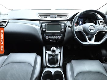 Used Nissan Qashqai 2019 for sale - 75546103: Photo