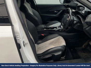 Used Peugeot E-2008 2026 for sale - 78359501: Photo