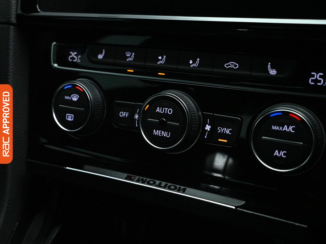 Used Volkswagen Golf 2020 for sale - 77719269: Photo 16