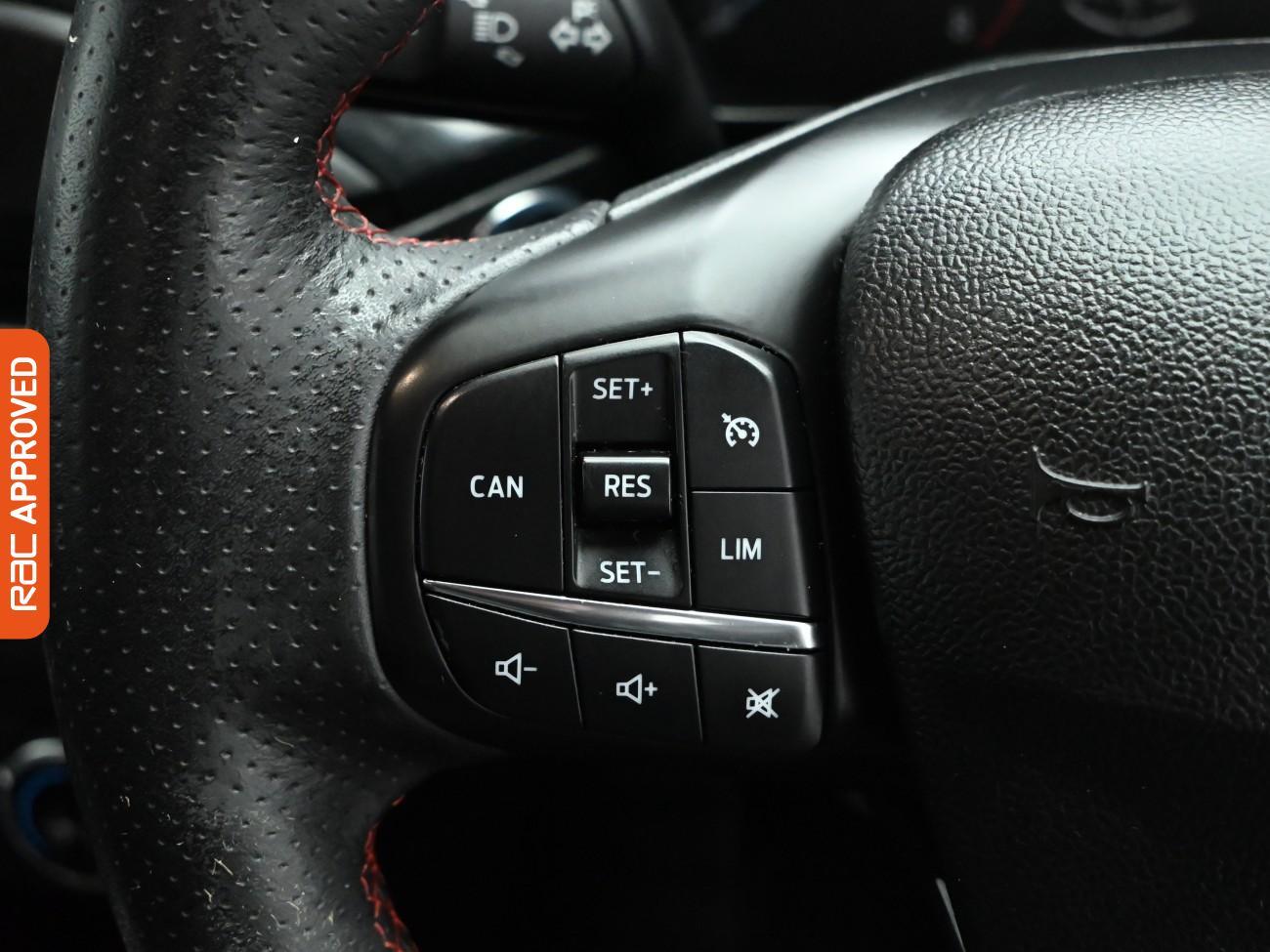 Used Ford Focus 2020 for sale - 76636894: Photo 19