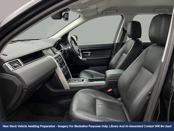 Used Land Rover Discovery Sport 2016 for sale - 78341589: Photo