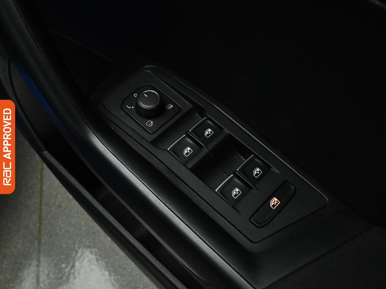 Used Volkswagen T-Roc 2020 for sale - 77502165: Photo 24