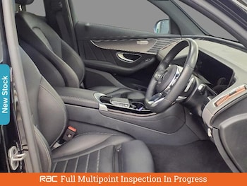 Used Mercedes-Benz EQC 2022 for sale - 76047471: Photo