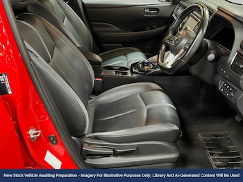 Used Nissan Leaf 2020 for sale - 76541014: Photo