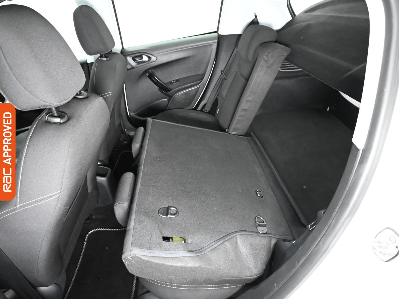 Used Peugeot 208 2019 for sale - 77829524: Photo 24