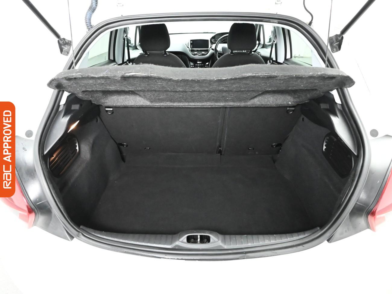 Used Peugeot 208 2019 for sale - 77829524: Photo 25