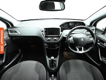 Used Peugeot 208 2019 for sale - 77829524: Photo