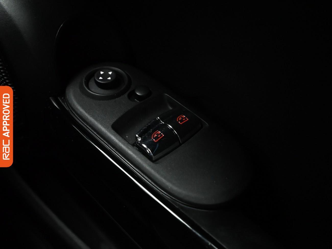 Used MINI Hatch 2022 for sale - 77000677: Photo 19