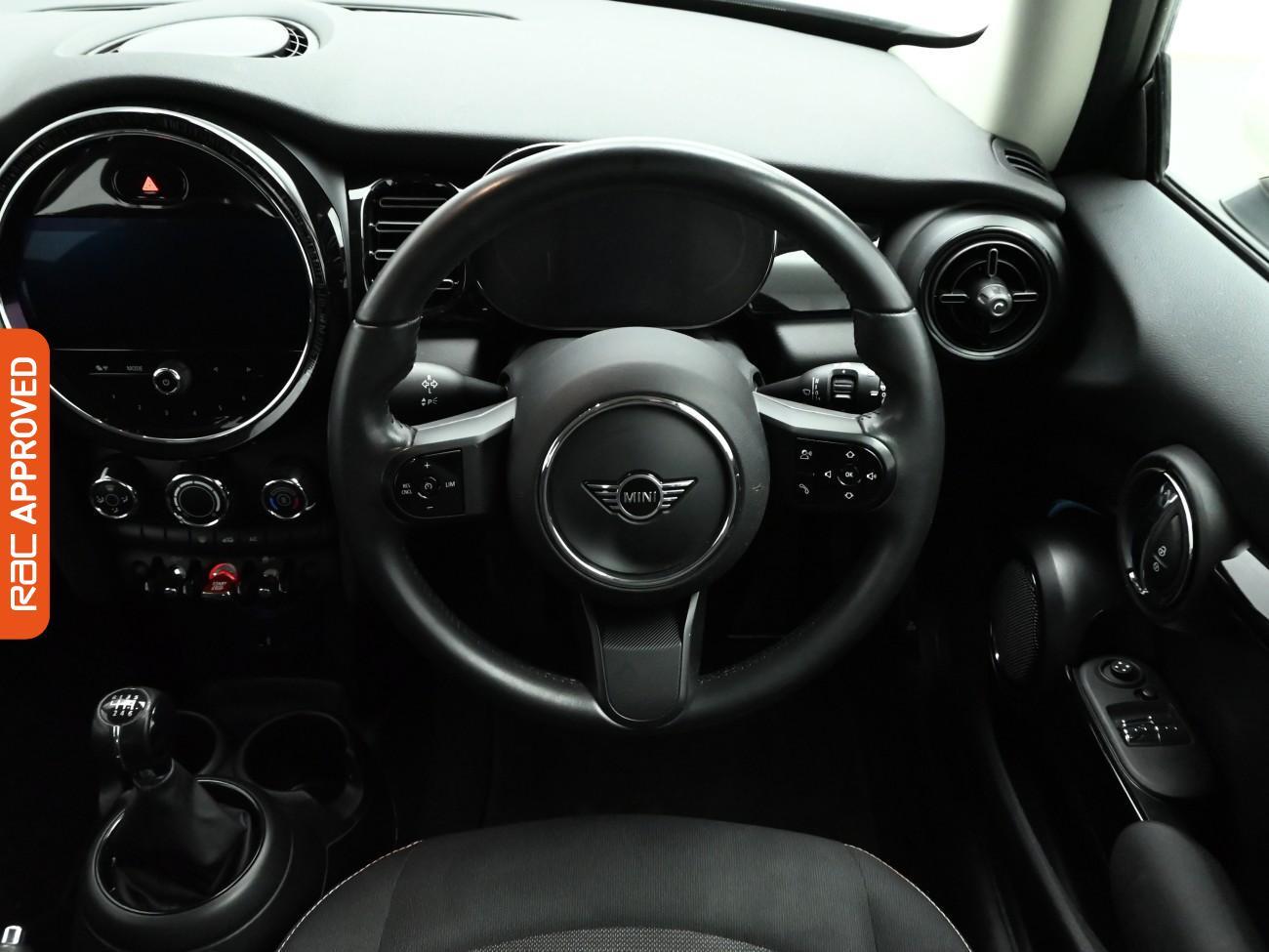 Used MINI Hatch 2022 for sale - 77000677: Photo 9