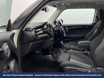 Used MINI Electric Hatch 2023 for sale - 79524343: Photo