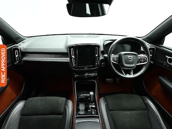 Used Volvo XC40 2020 for sale - 79593393: Photo