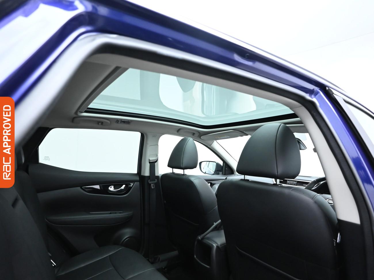 Used Nissan Qashqai 2017 for sale - 76805290: Photo 3