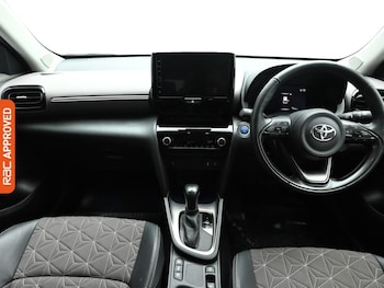 Used Toyota Yaris Cross 2026 for sale - 77158785: Photo