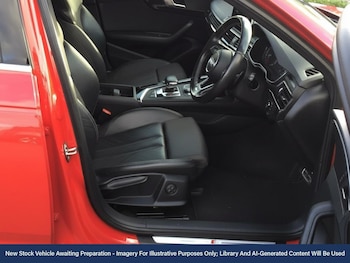 Used Audi A4 Avant 2017 for sale - 76541003: Photo