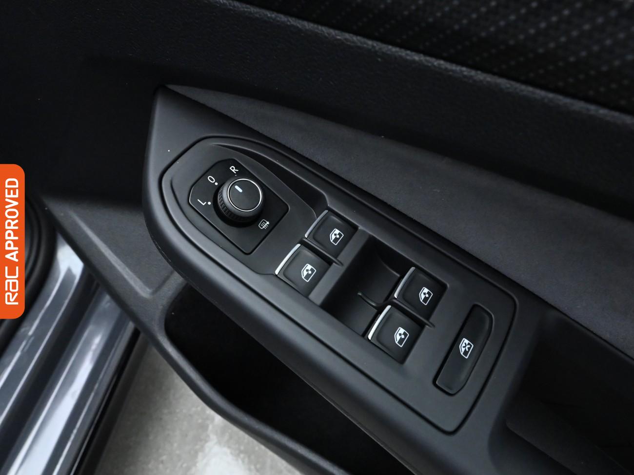 Used Volkswagen Golf 2021 for sale - 76230712: Photo 26