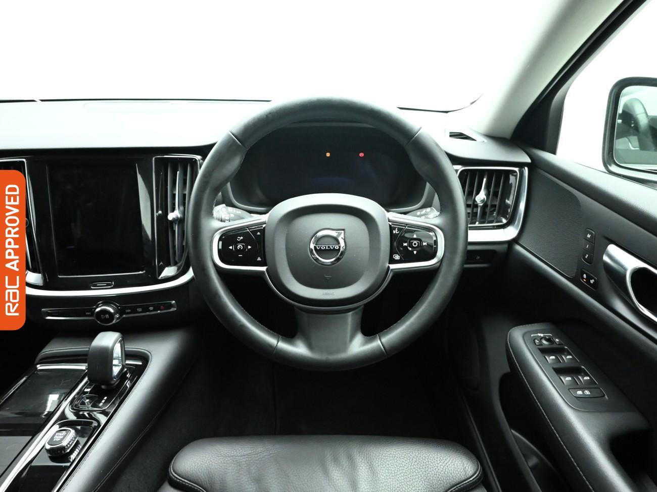 Used Volvo V60 2022 for sale - 77407597: Photo 10
