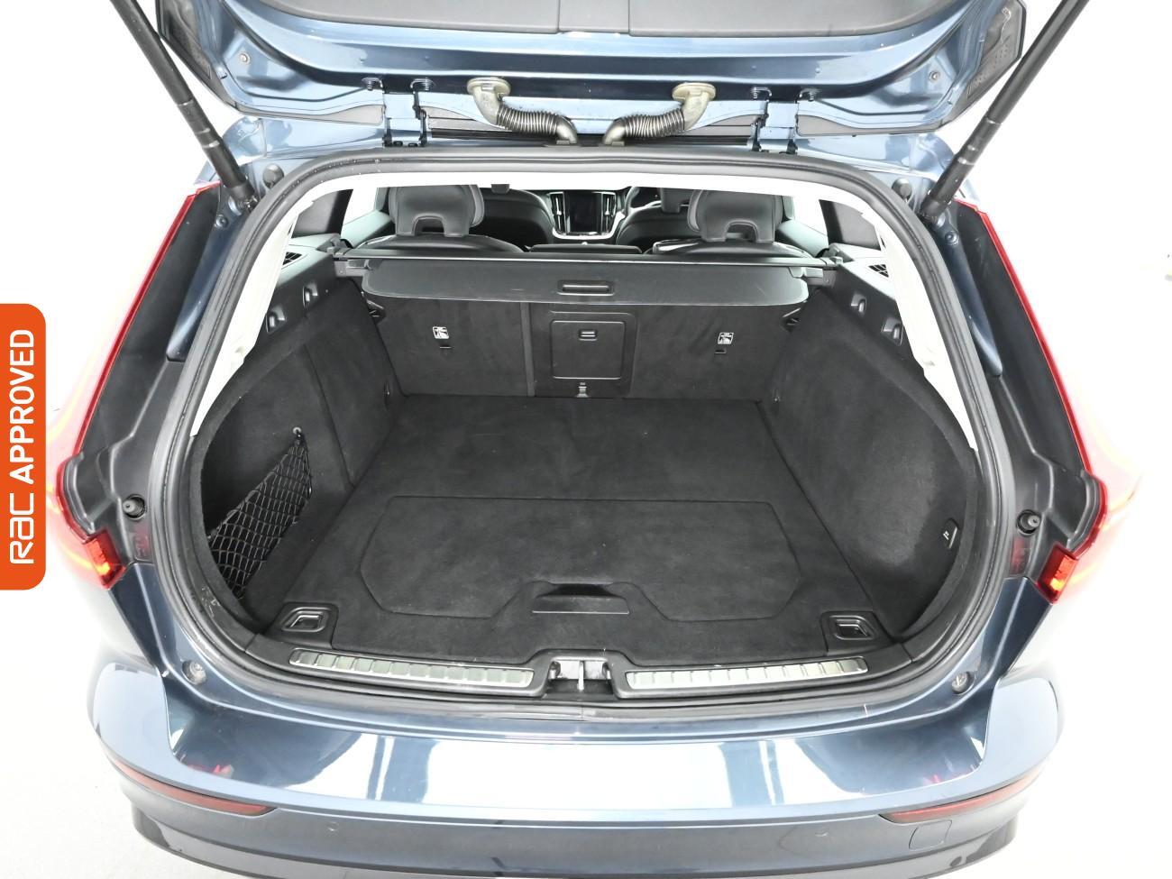 Used Volvo V60 2022 for sale - 77407597: Photo 29