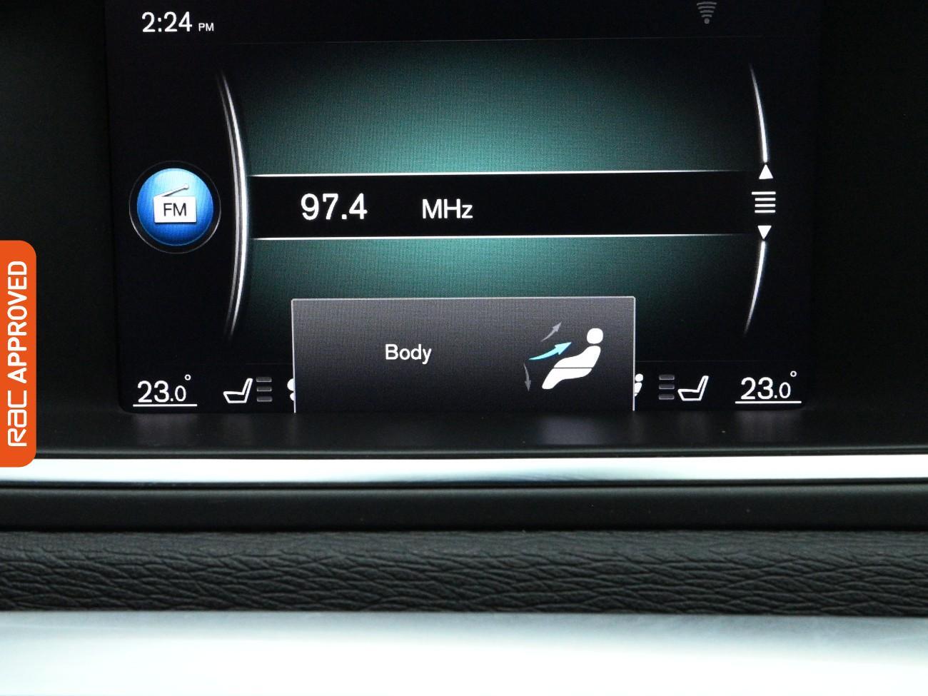 Used Volvo V40 2017 for sale - 77872519: Photo 17