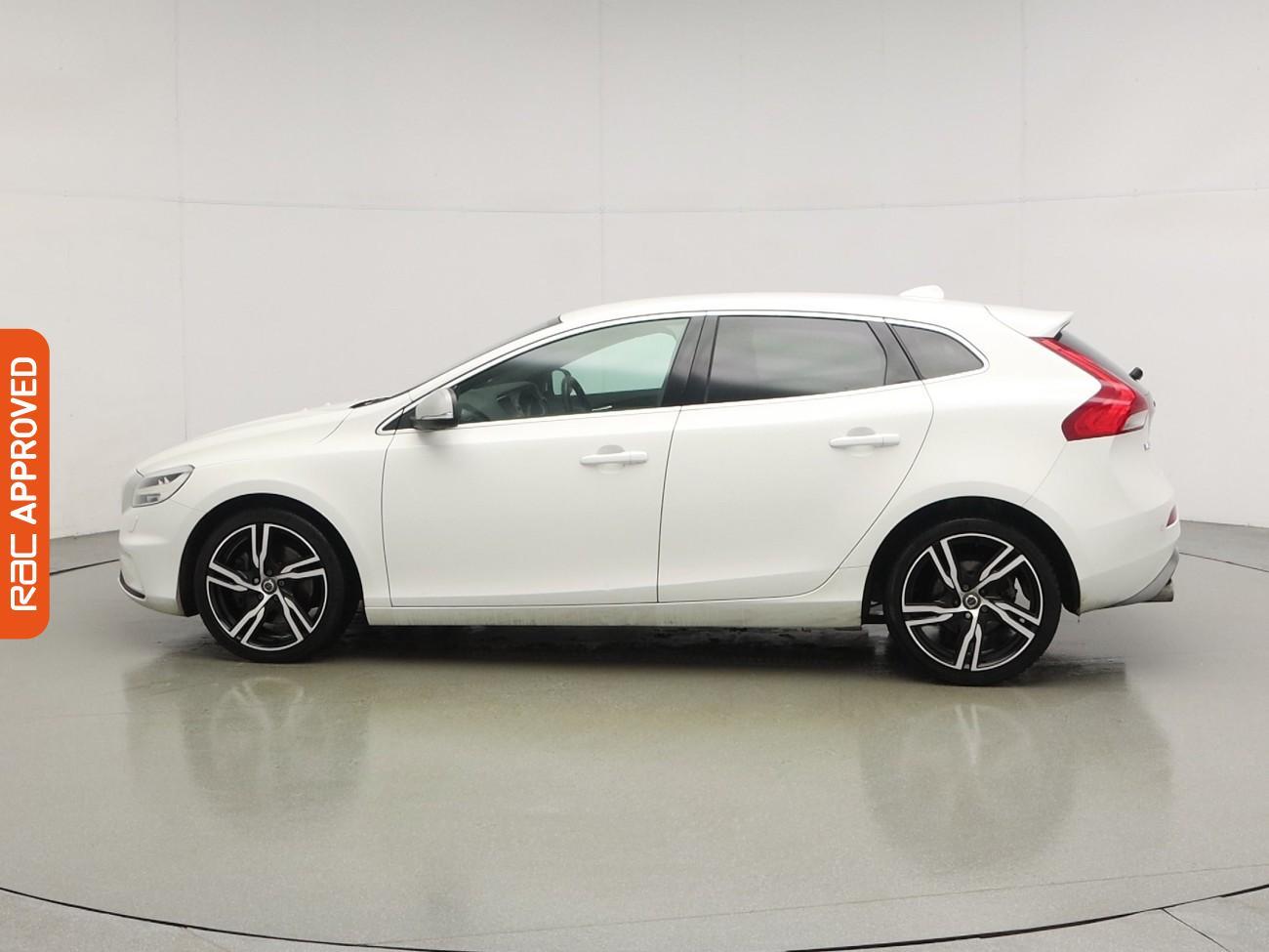 Used Volvo V40 2017 for sale - 77872519: Photo 28