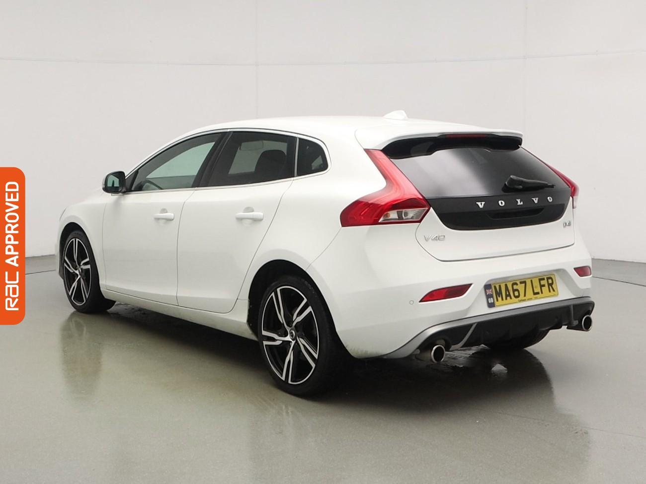 Used Volvo V40 2017 for sale - 77872519: Photo 4