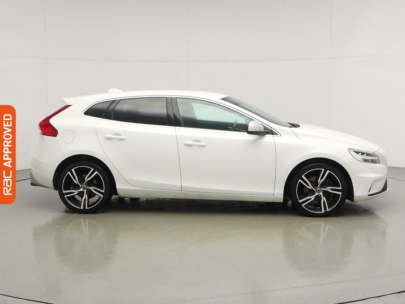 Used Volvo V40 2017 for sale - 77872519: Photo 6