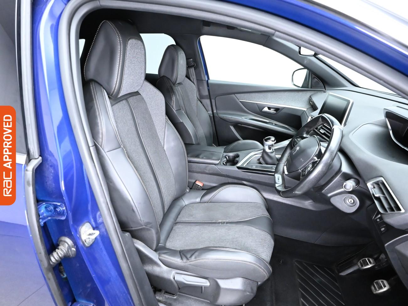 Used Peugeot 3008 2018 for sale - 76685728: Photo 12