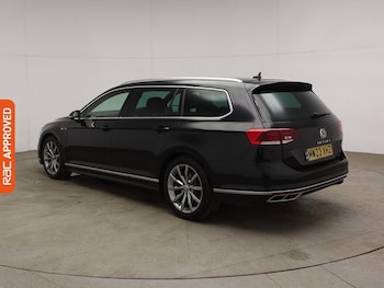 Used Volkswagen Passat 2023 for sale - 75968536: Photo